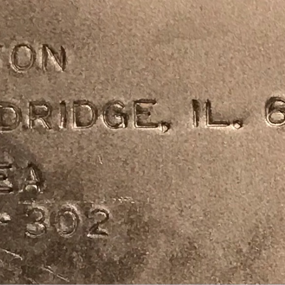 Wilton 1/2 breast or egg shaped Cake Pan with four (4) molds. Good used. - Picture 3 of 3